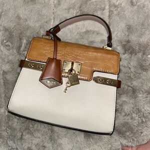 ALDO AGROLIA CROSSBODY